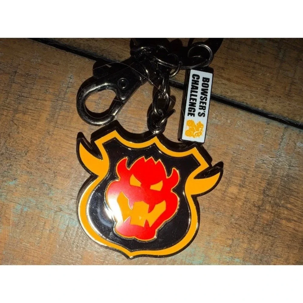 Super Nintendo World Universal Studios Bowser's Challenge Enamel Keychain New